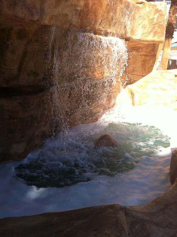 Hyundae Resort And Spa Desert Hot Springs Exterior photo