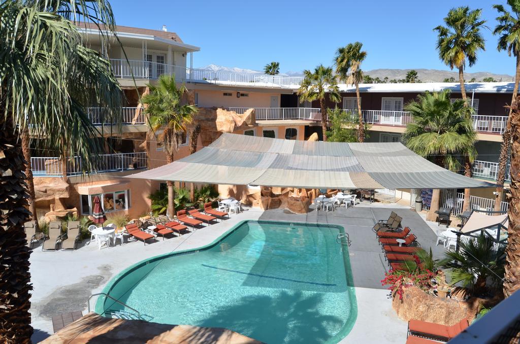 Hyundae Resort And Spa Desert Hot Springs Exterior photo